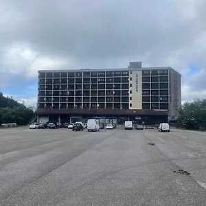 Refait A Neuf Avec Balcon - Famille - Parking Couvert Chamrousse